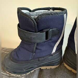 L.L. Bean Unisex Toddler Size 7 Navy & Black Snow Boots
